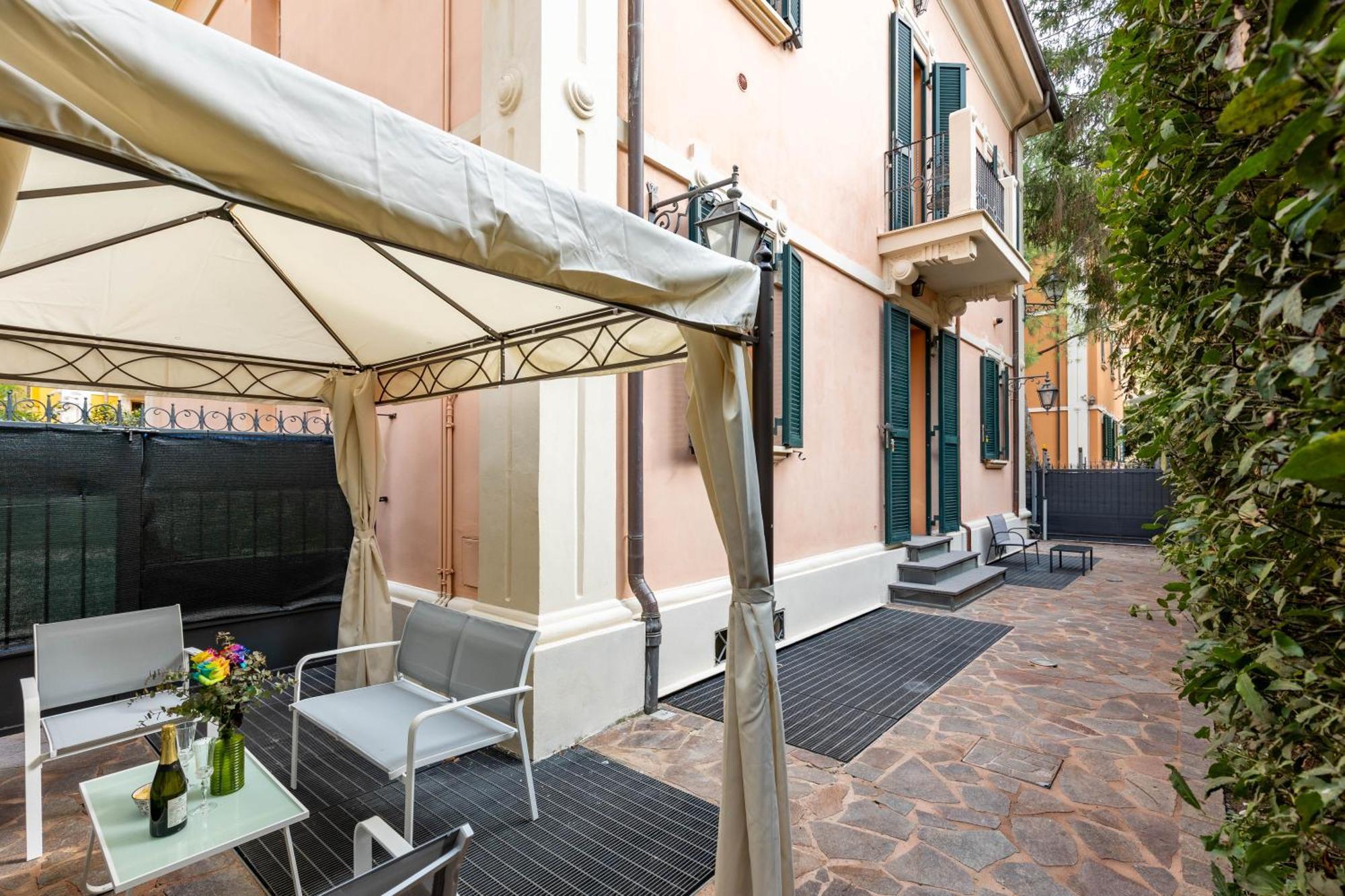 Villa Bottrigari-Bolognarooms ภายนอก รูปภาพ